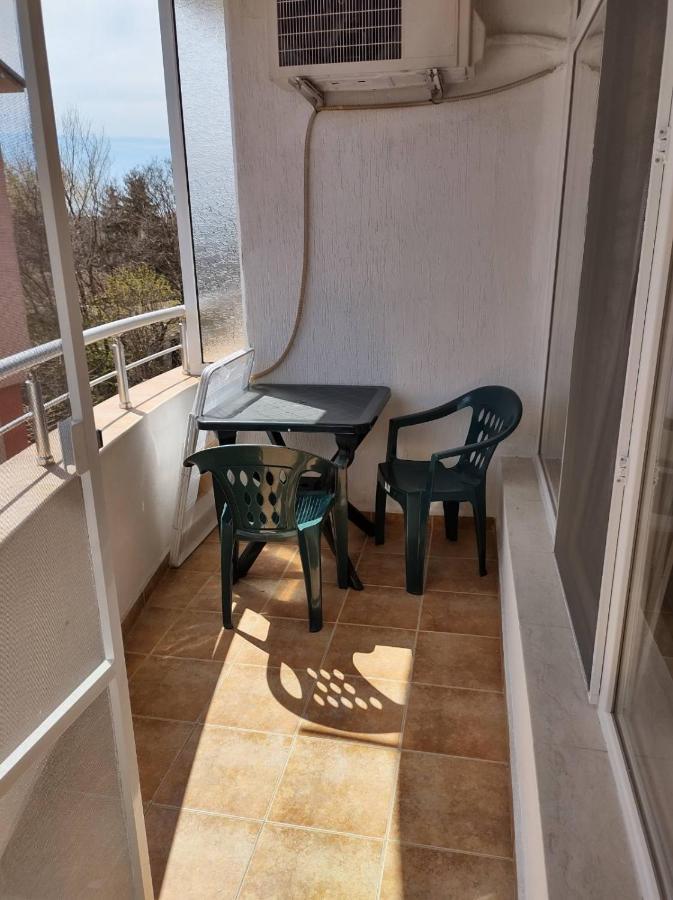 Dunav-Lazur Apt.5 Равда Экстерьер фото